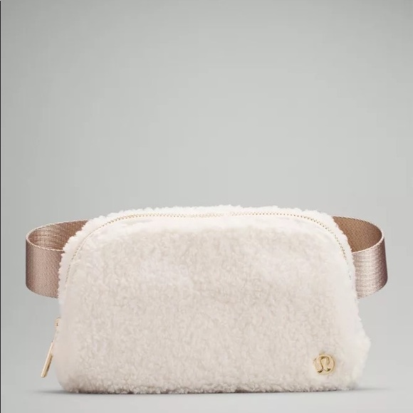 lululemon athletica Handbags - Lululemon Fleece Everywhere Belt Bag Ivory
